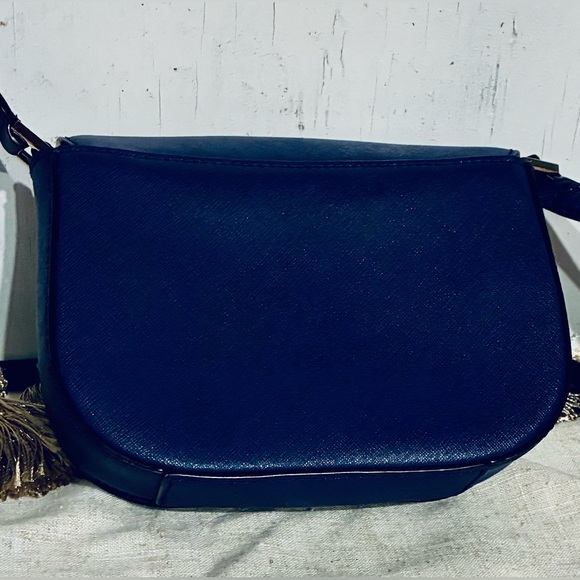 Kate Spade Newbury Lane Carsen crossbody in Navy Blue small purse - Picture 4 of 5